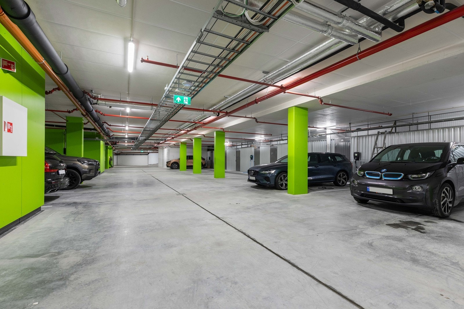 Garasjeplass i kjeller medfølger. Galleribilde
