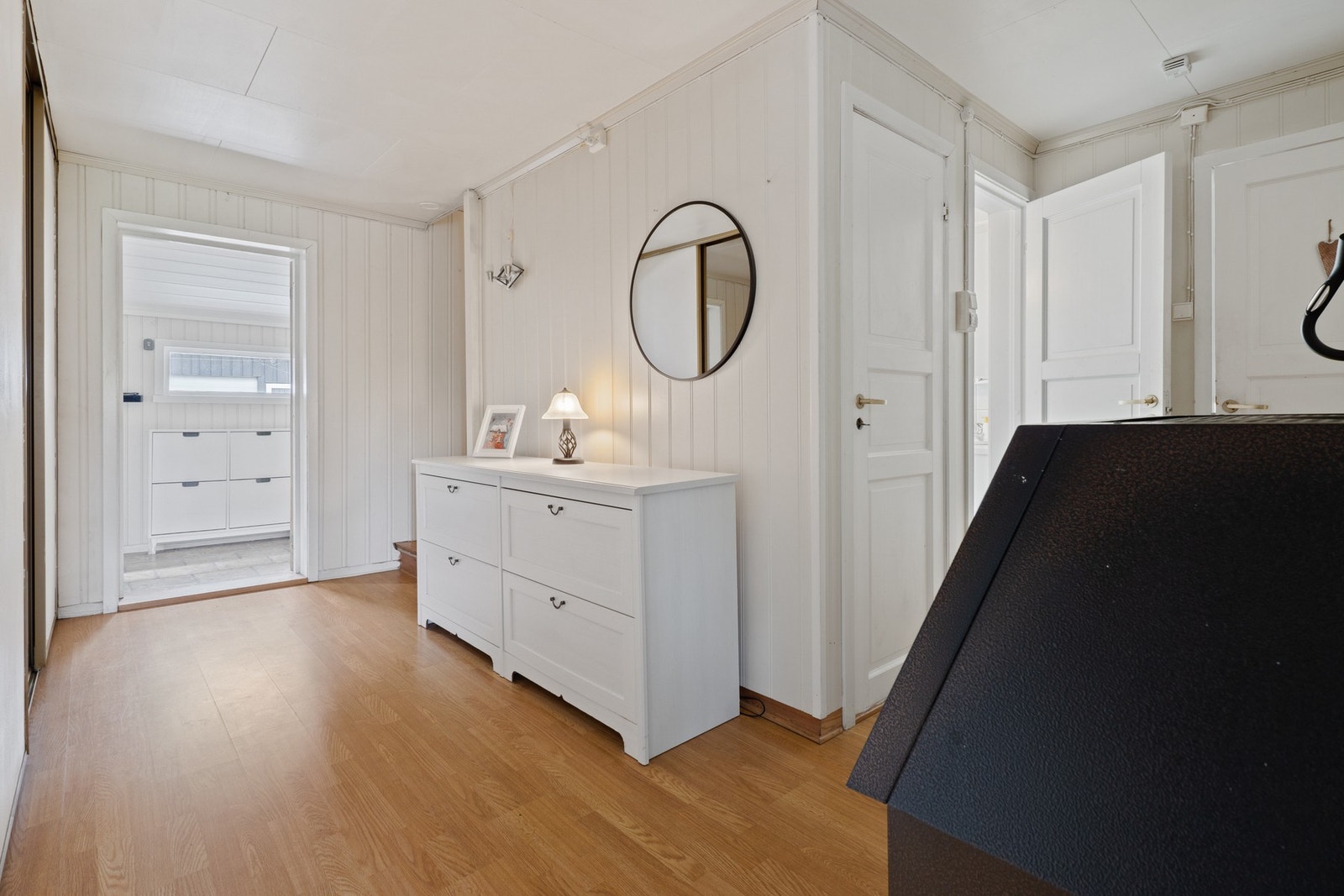 Romslig gang Galleribilde