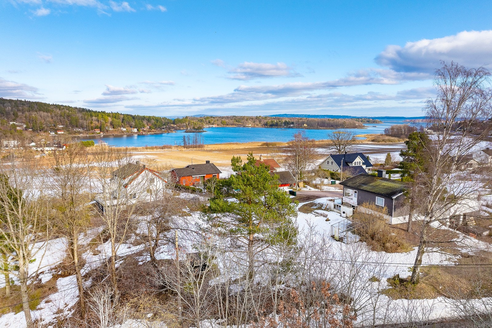 EIE eiendomsmegling v/Tuva Omberg Melsom ønsker velkommen til Skavliveien 5! Galleribilde