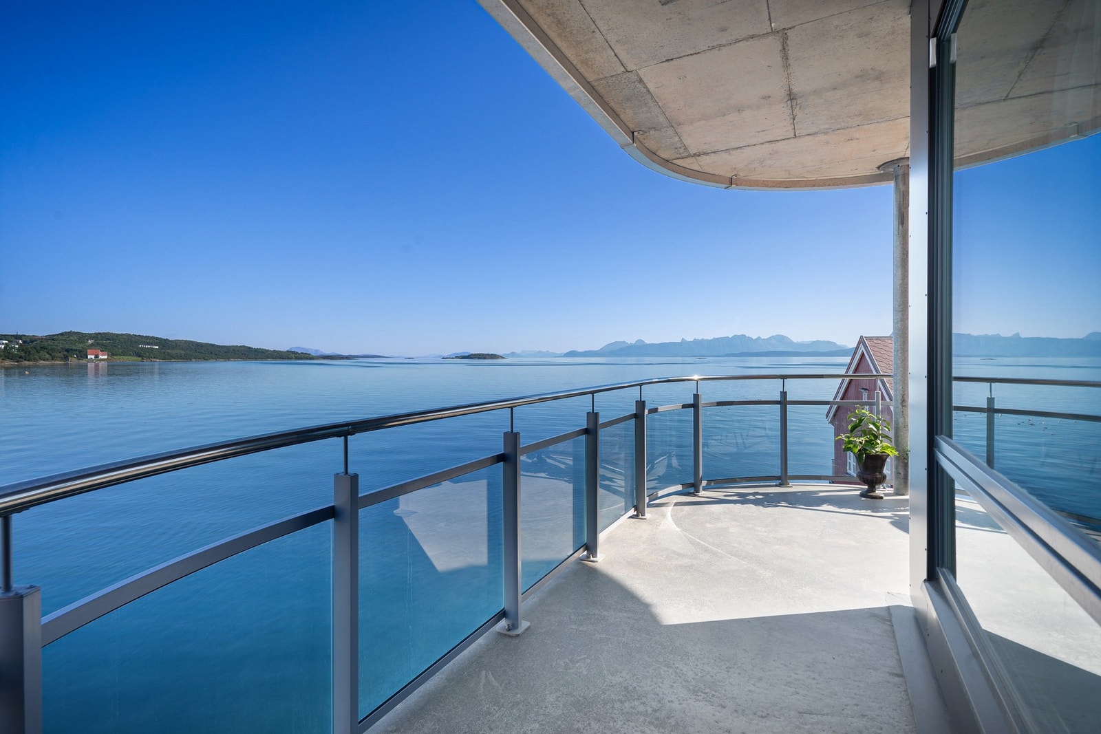 Her kan du holde øye med all havaktivitet og inn/utfart fra Harstad brygge Galleribilde