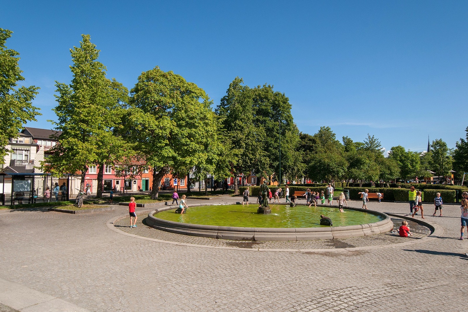 Ilaparken og knutepunkt for kollektivtrafikk. Galleribilde