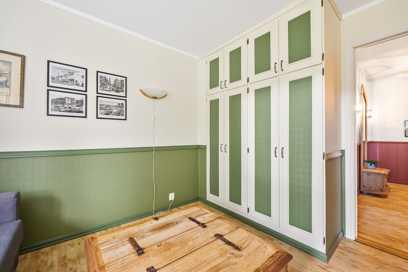 Plassbygget garderobeløsning Galleribilde