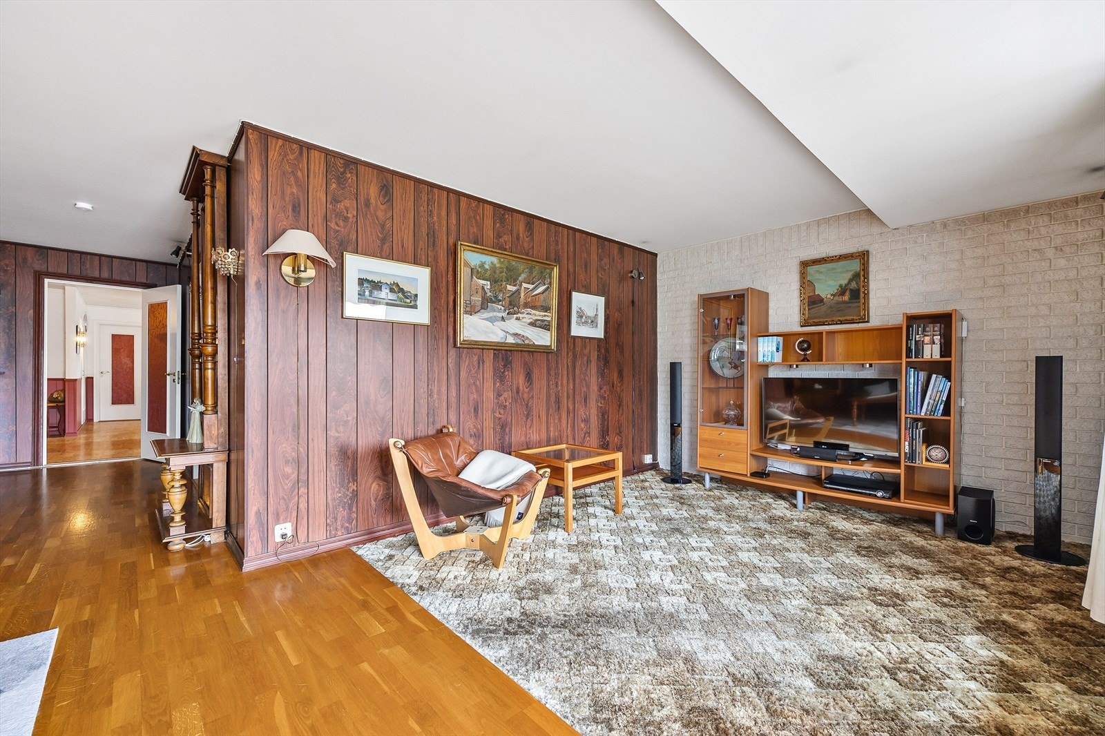 Det er god plass til underholdning og avslapning Galleribilde