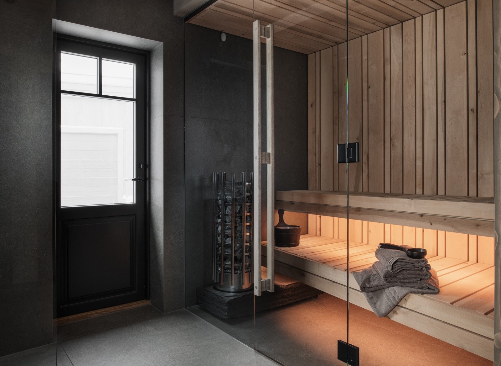 Illustrasjonsbilde av badstue i annen hyttemodell bygget av LHM i Kvitfjell. Galleribilde