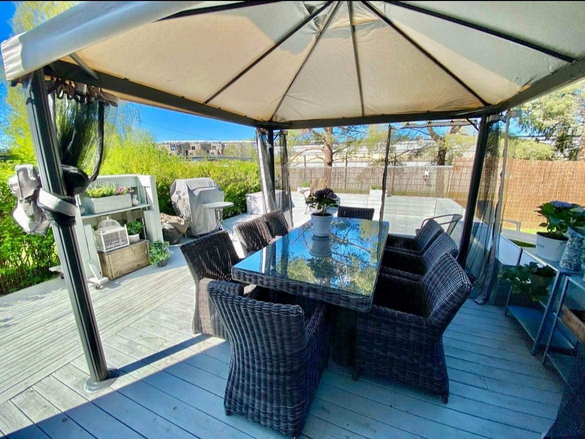 Terrasse sommerstid - en idyll på fine dager. Galleribilde