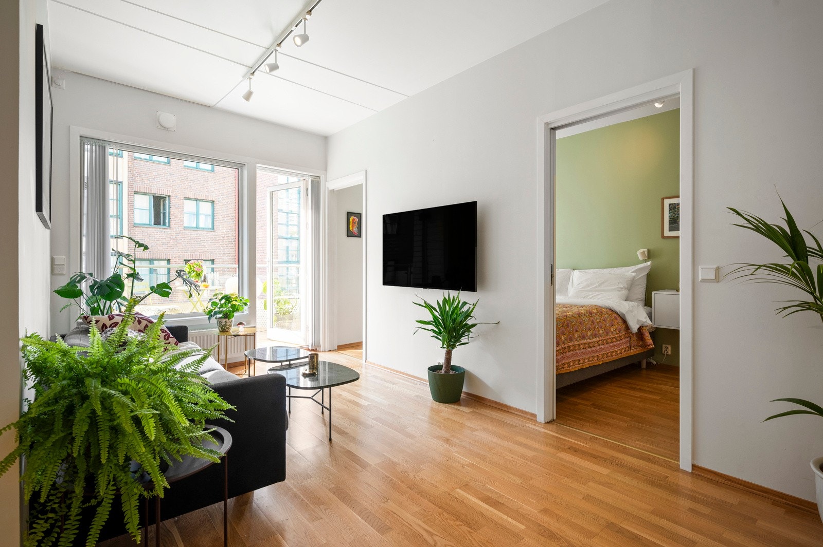 Leiligheten ligger fint til i 4. etg. i et moderne bygg fra 2006 med heis. Galleribilde