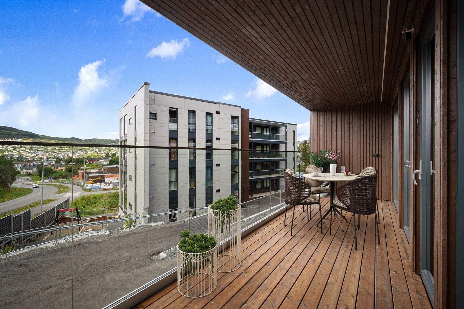 Beliggenheten byr på meget gode solforhold Galleribilde