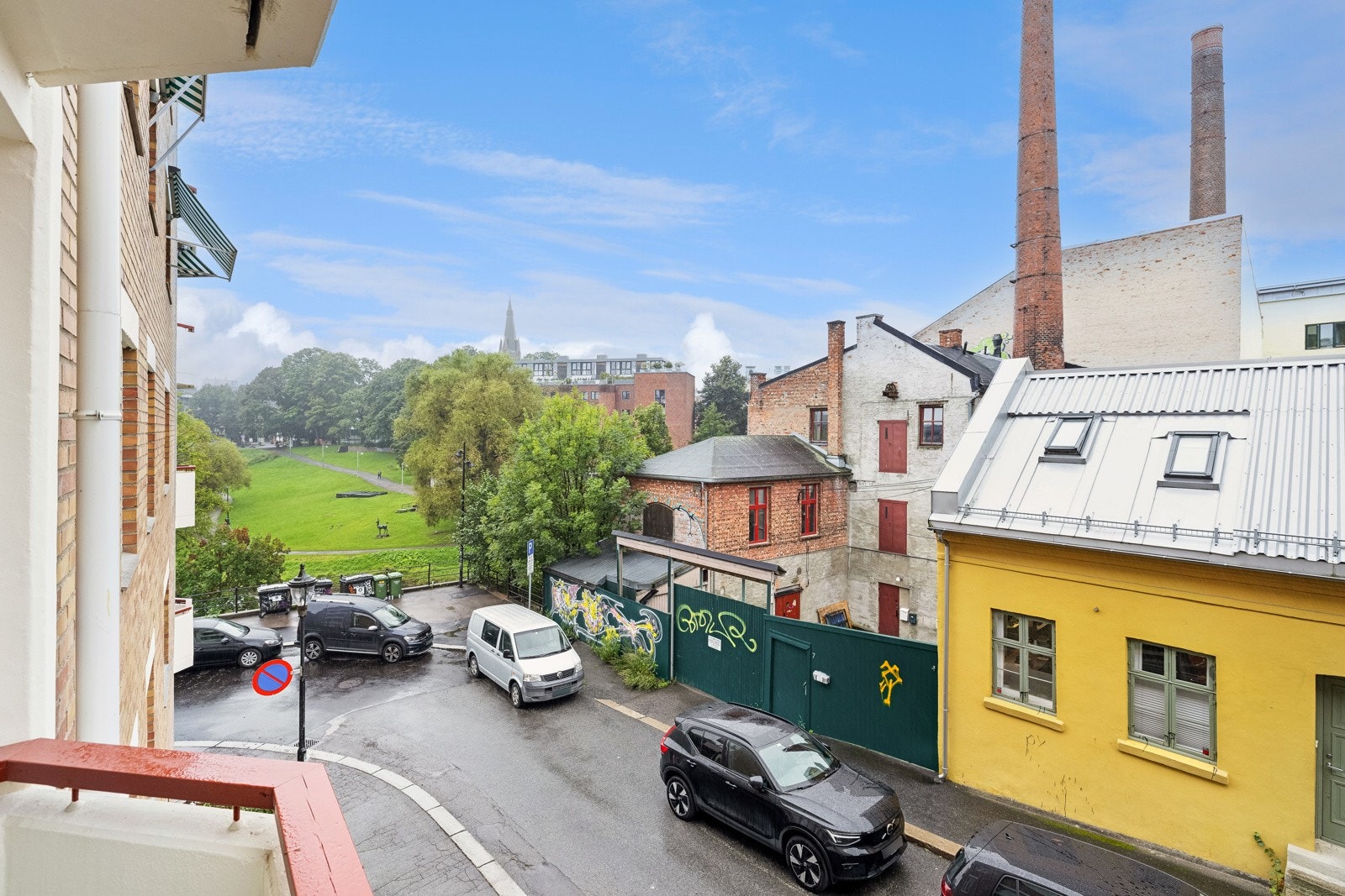 Utsikt fra balkong Galleribilde