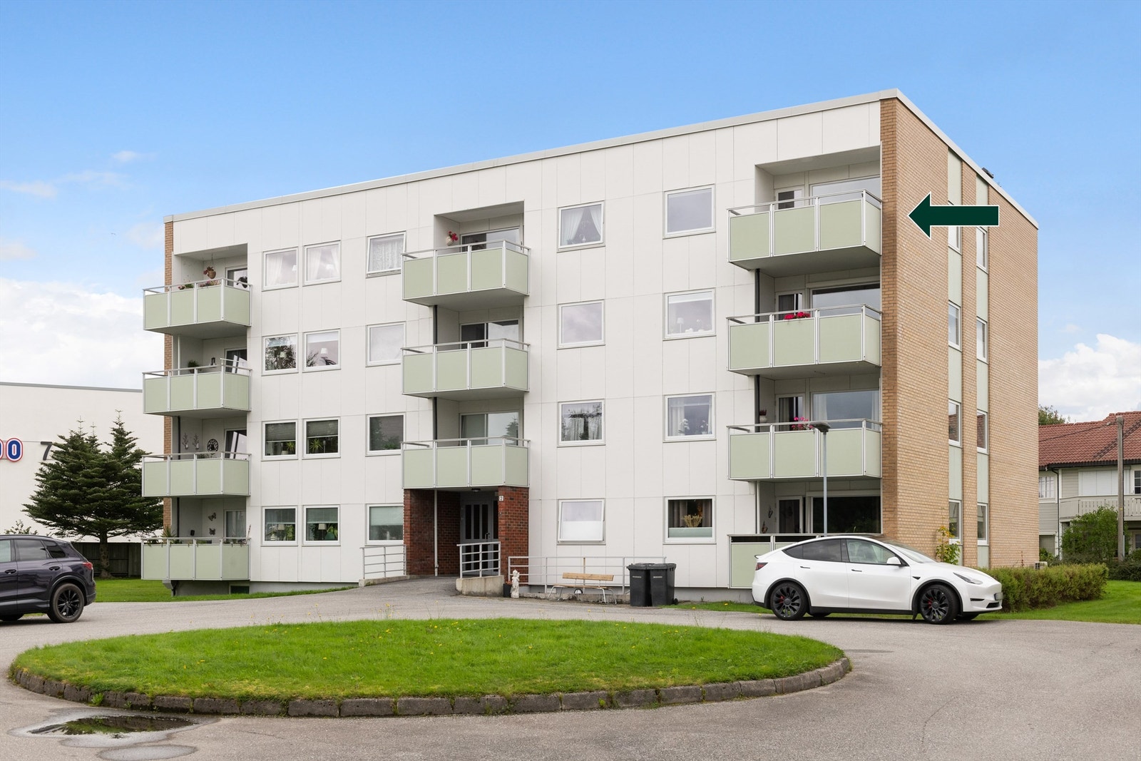 Velkommen til Vestre Aspehaug 2, en stor og romslig 5-roms andelsleilighet beliggende i 3. etasje - presentert av Eiendomsmegler/Partner Marit Stuen Aursnes Galleribilde