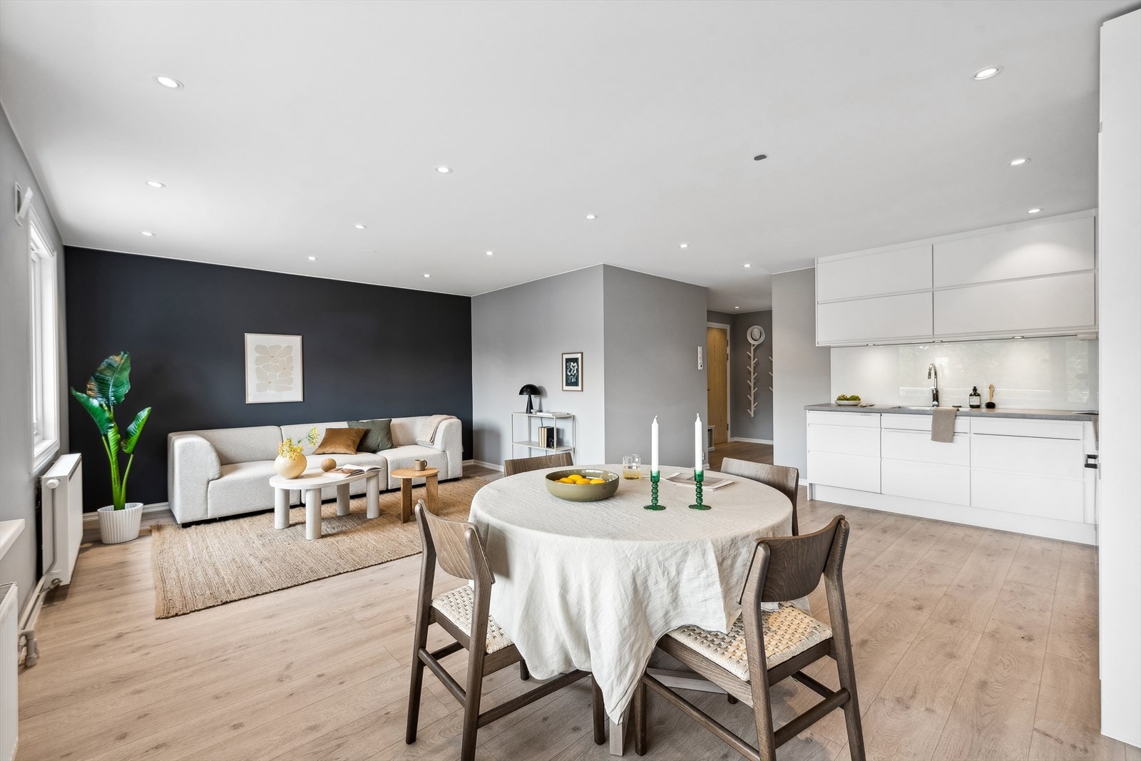 DNB Eiendom v/Eirik Blix (tlf. 46765086) har gleden av å presentere Kjerulfs gate 39D! Galleribilde