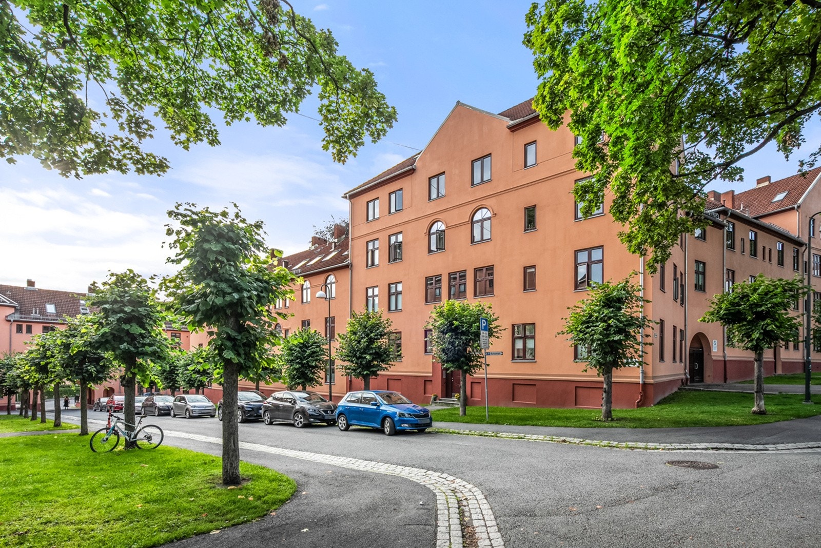 Boligen ligger i hjertet av Sagene, en bydel som virkelig har alt en urban sjel kan begjære. Galleribilde