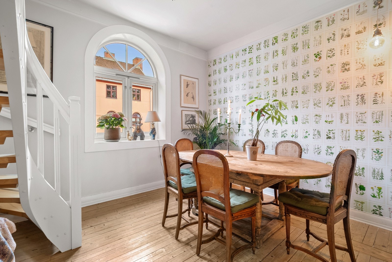 PrivatMegleren Primera v/Ingrid L .Eriksson har gleden av å presentere Fjortofts gate 5. Galleribilde