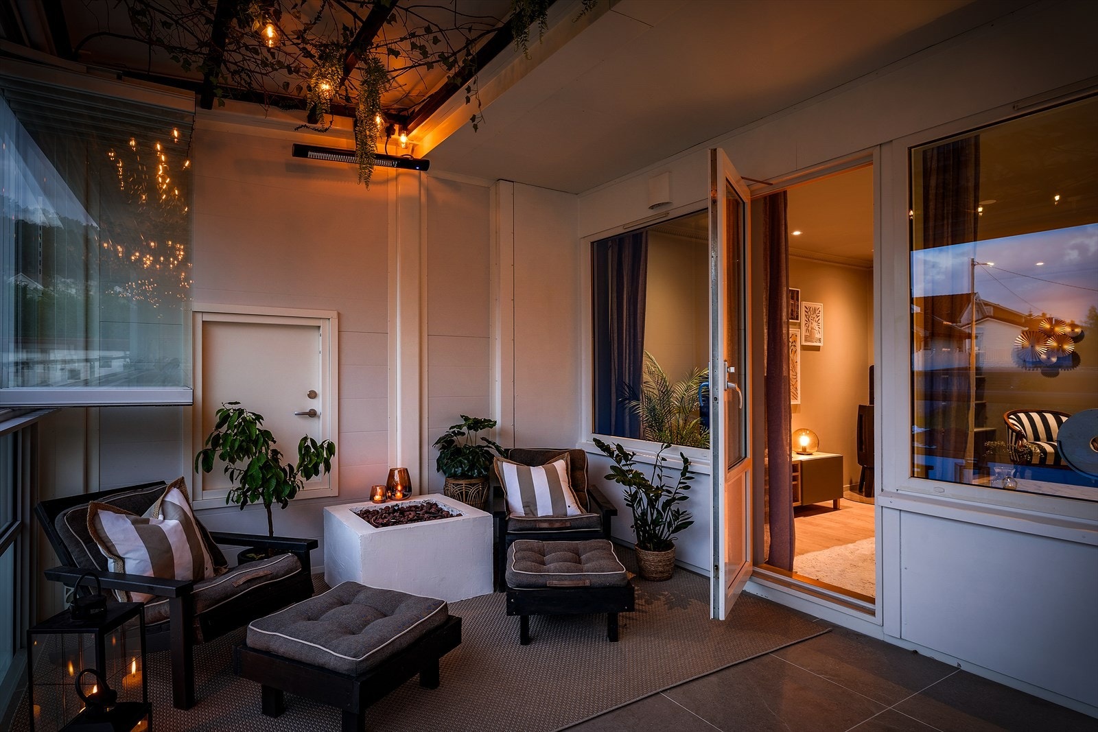 - Altanen er like fin å bruke på dagtid som på kveldstid - Galleribilde