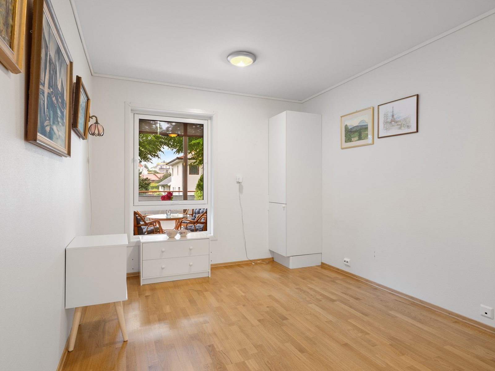 Romslig soverom Galleribilde