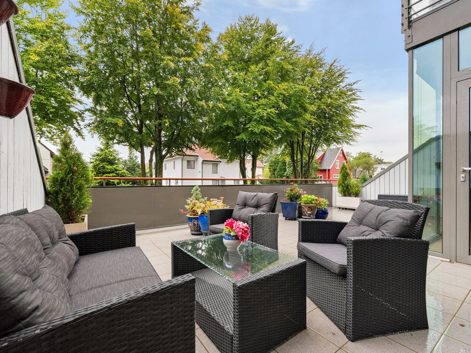 Terrasse på hele 32 kvm Galleribilde