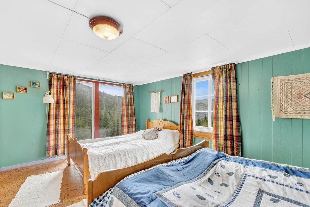 Her kan man enkelt innrede etter behov, enten med flere senger eller annet møblement. Galleribilde