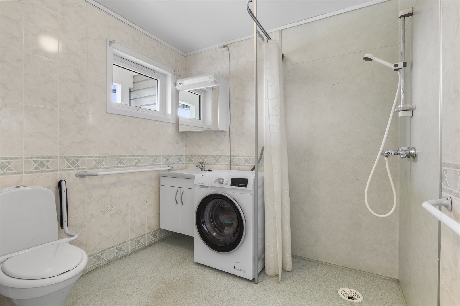 Baderom 1 etg. opprinnelig bod. Galleribilde