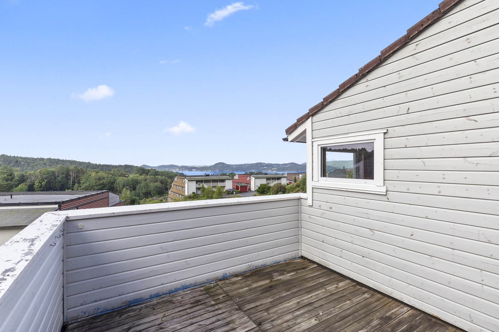 Usjenert og vestvendt terrasse i 3 etg Galleribilde