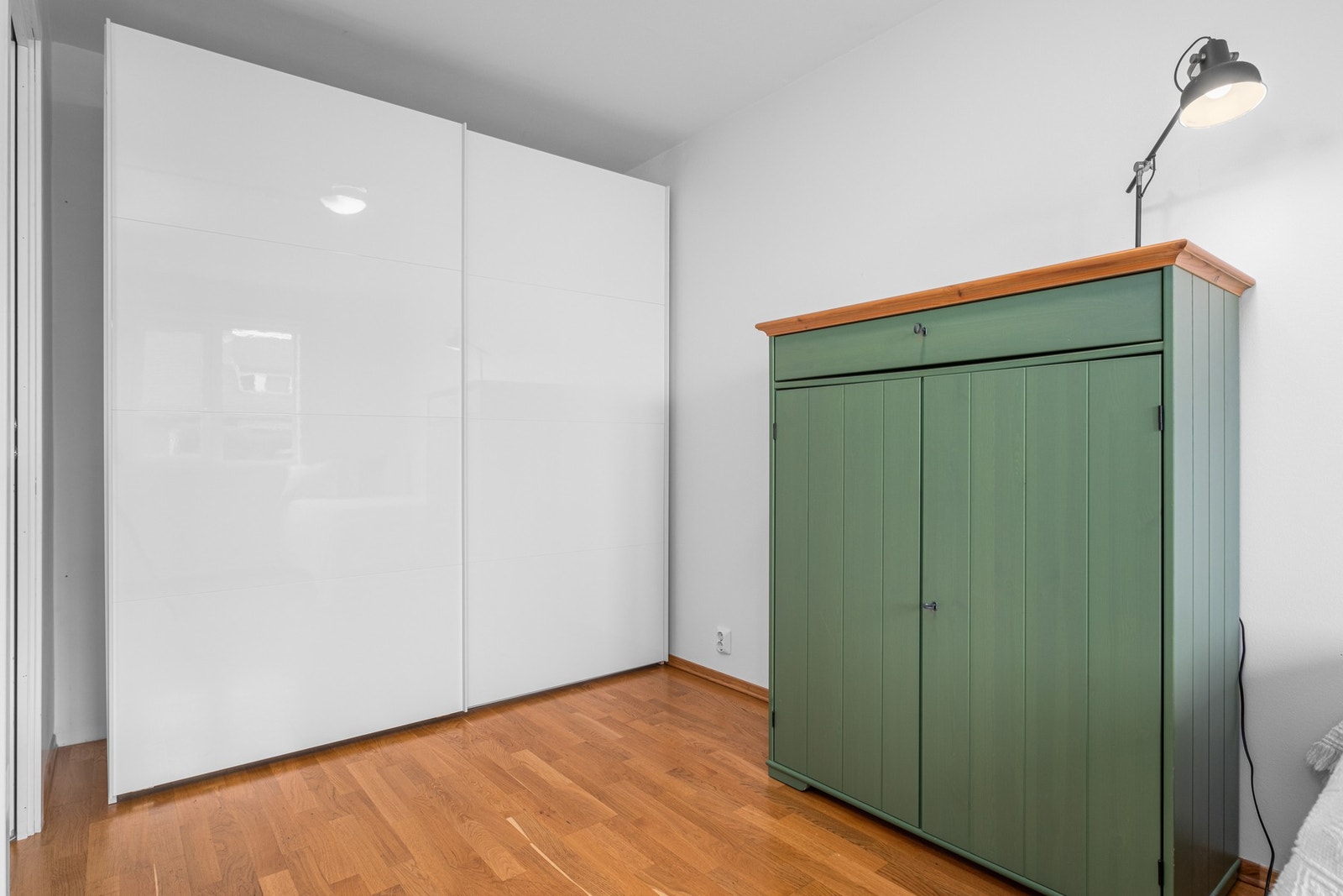 God plass til diverse oppbevaringsmøblement. Galleribilde