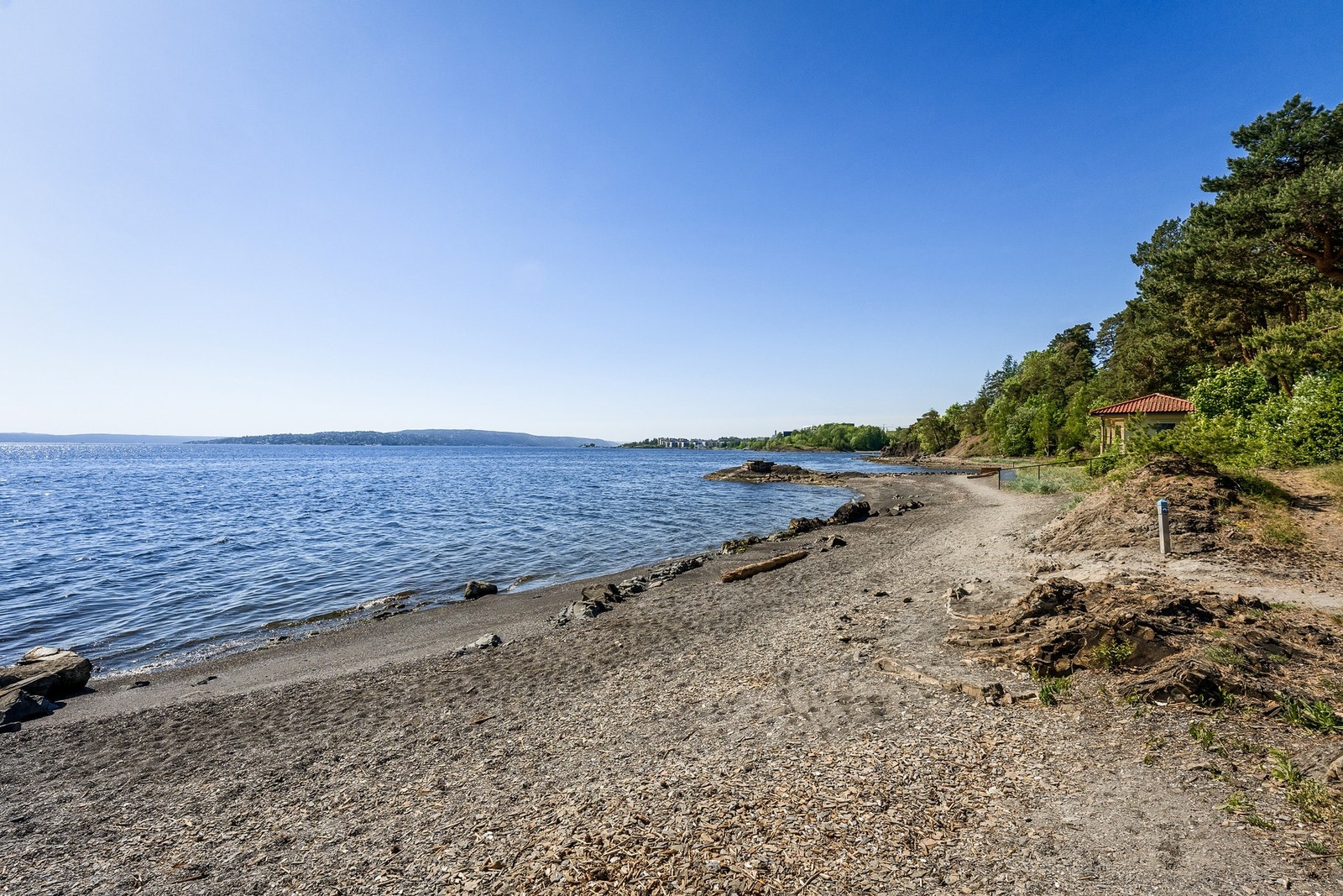 Vakker privat strandområde for Lagåsen beboere Galleribilde
