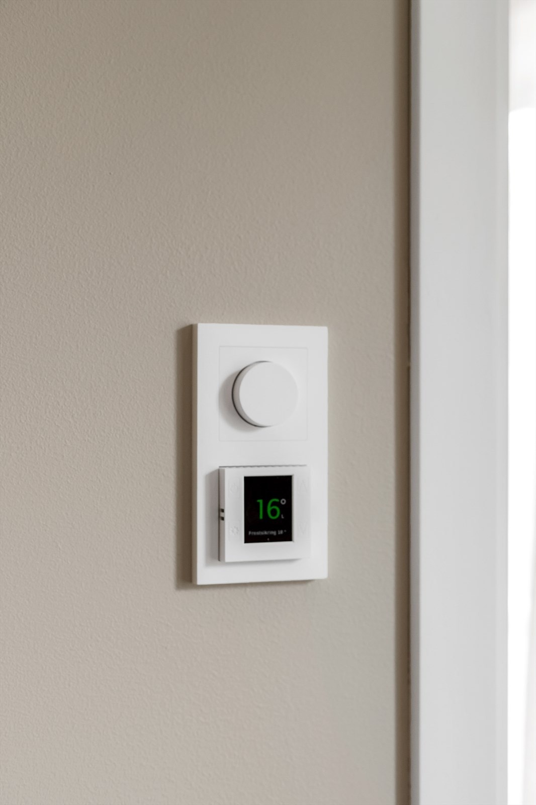 Moderne termostat for optimal temperaturkontroll Galleribilde
