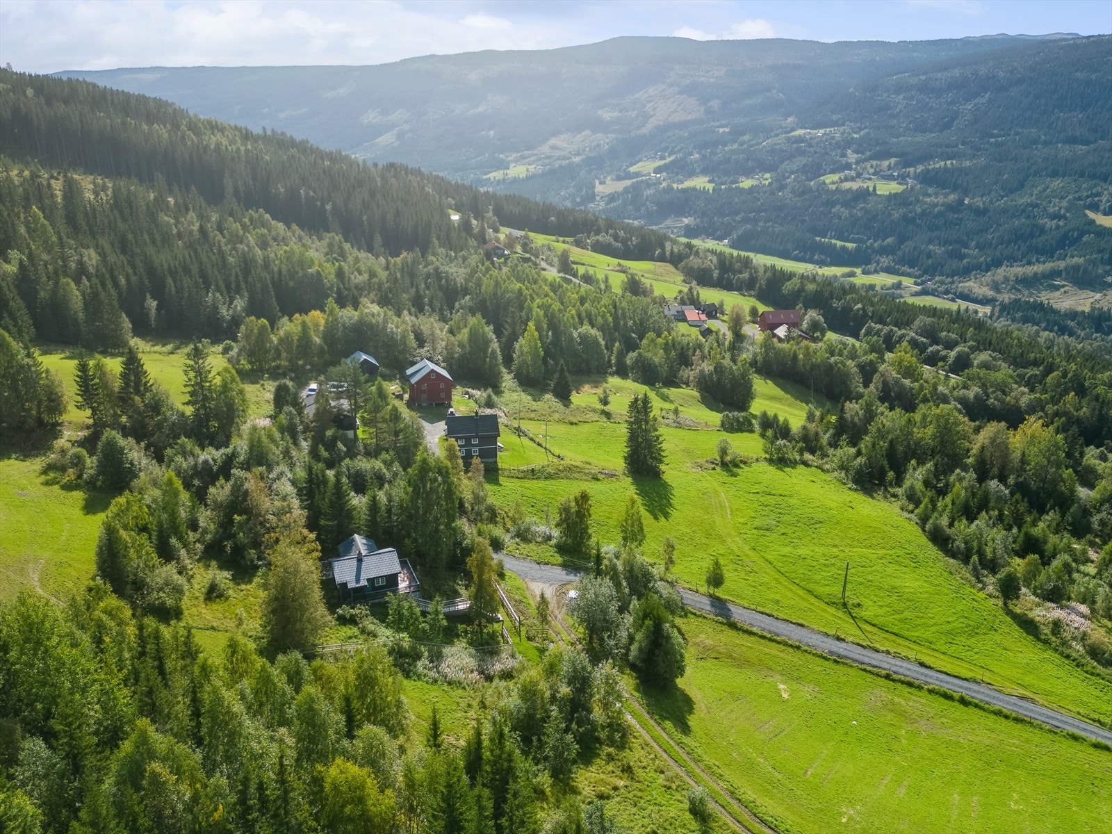 Området har fin utsikt, gode solforhold og et hav av turmuligheter. Galleribilde