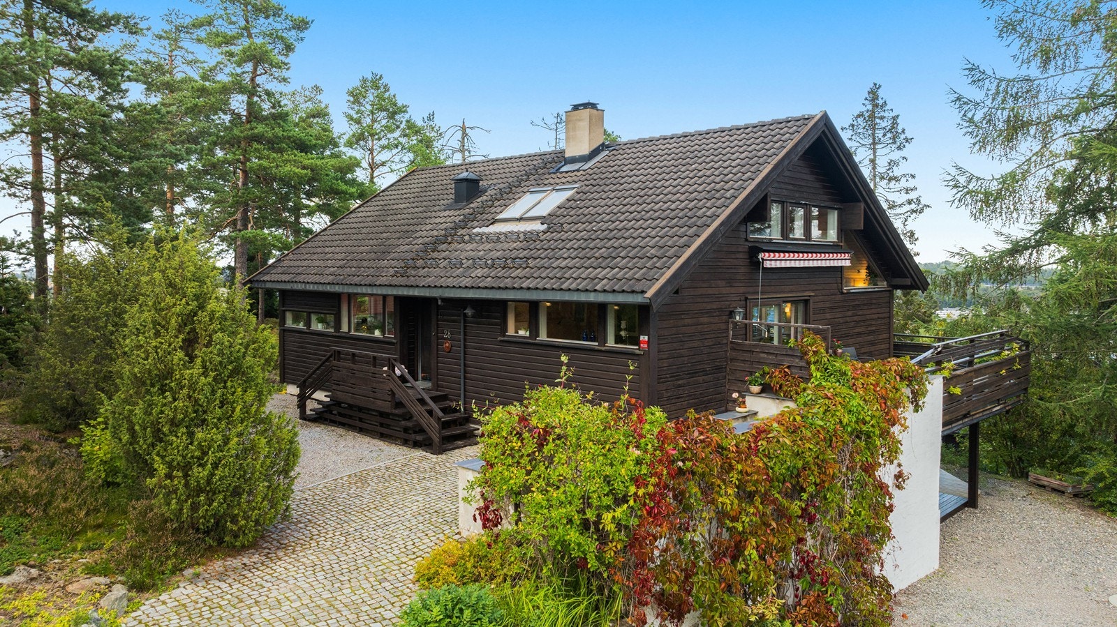 Velkommen til Eikekroken 28 - presentert av Jonas A. Winje v/Nordvik Lillestrøm Galleribilde