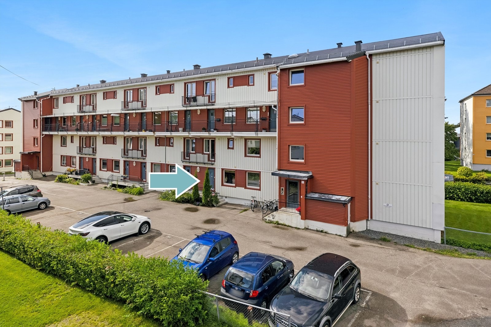 Boligen ligger også i nærheten av flotte turområder i Østmarka med skiløyper, badeplasser og skistuer. Galleribilde