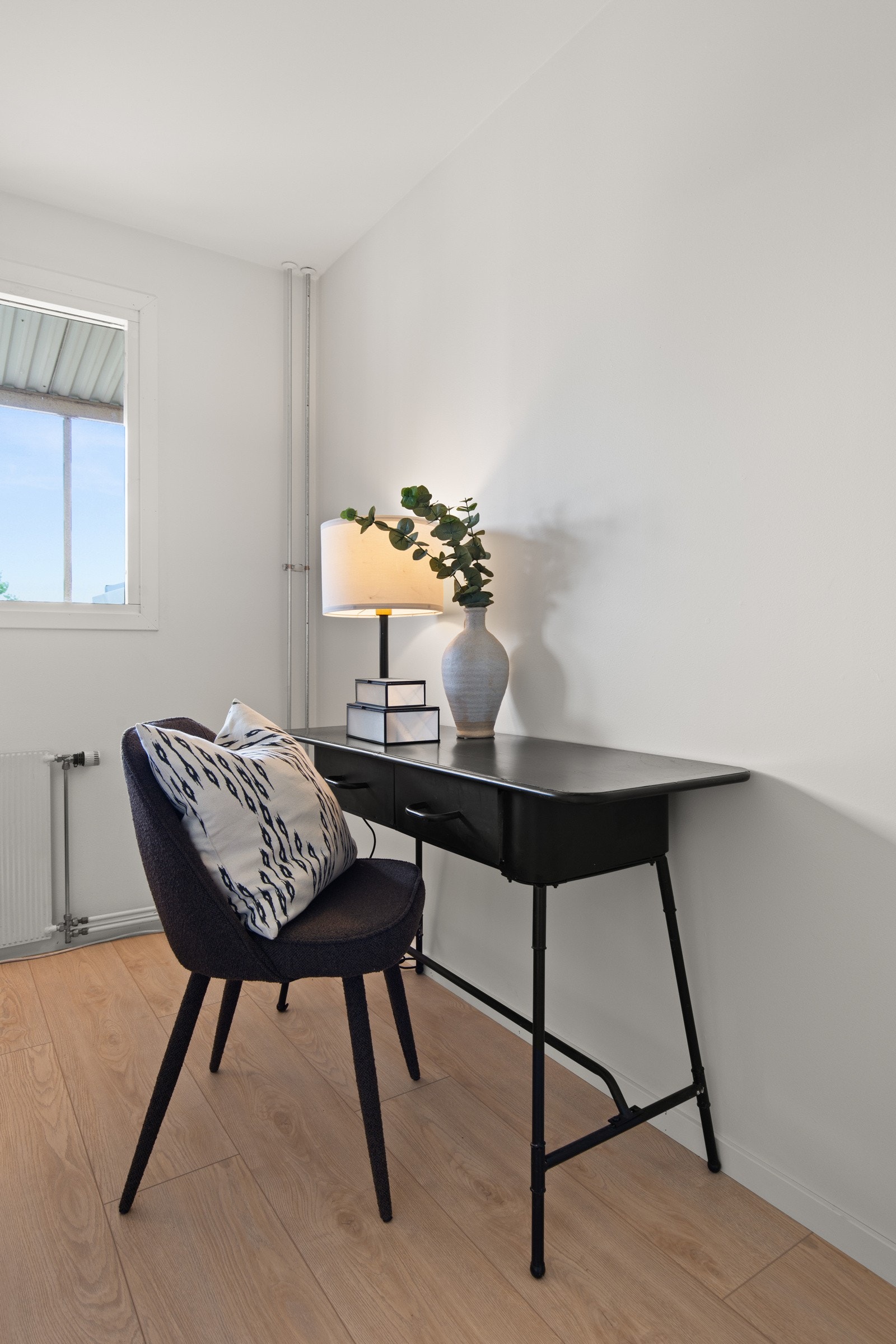 En fin plass for hjemmekontor. Galleribilde