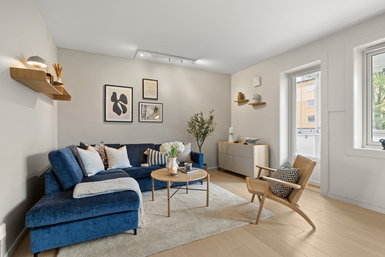 Lys og lekker 3-roms leilighet i høy 1.etasje Galleribilde