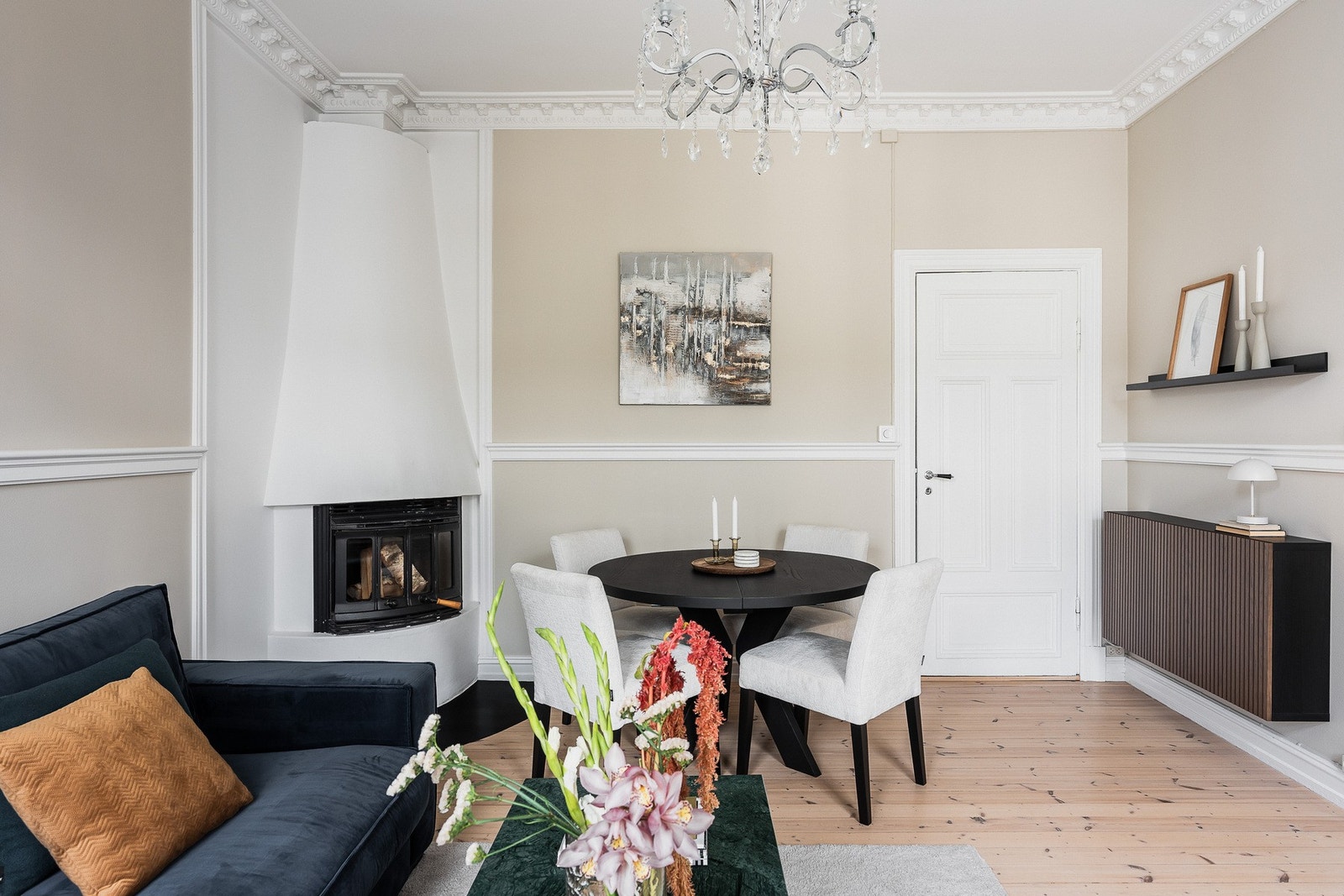 God plass til innredning og møblering. Galleribilde