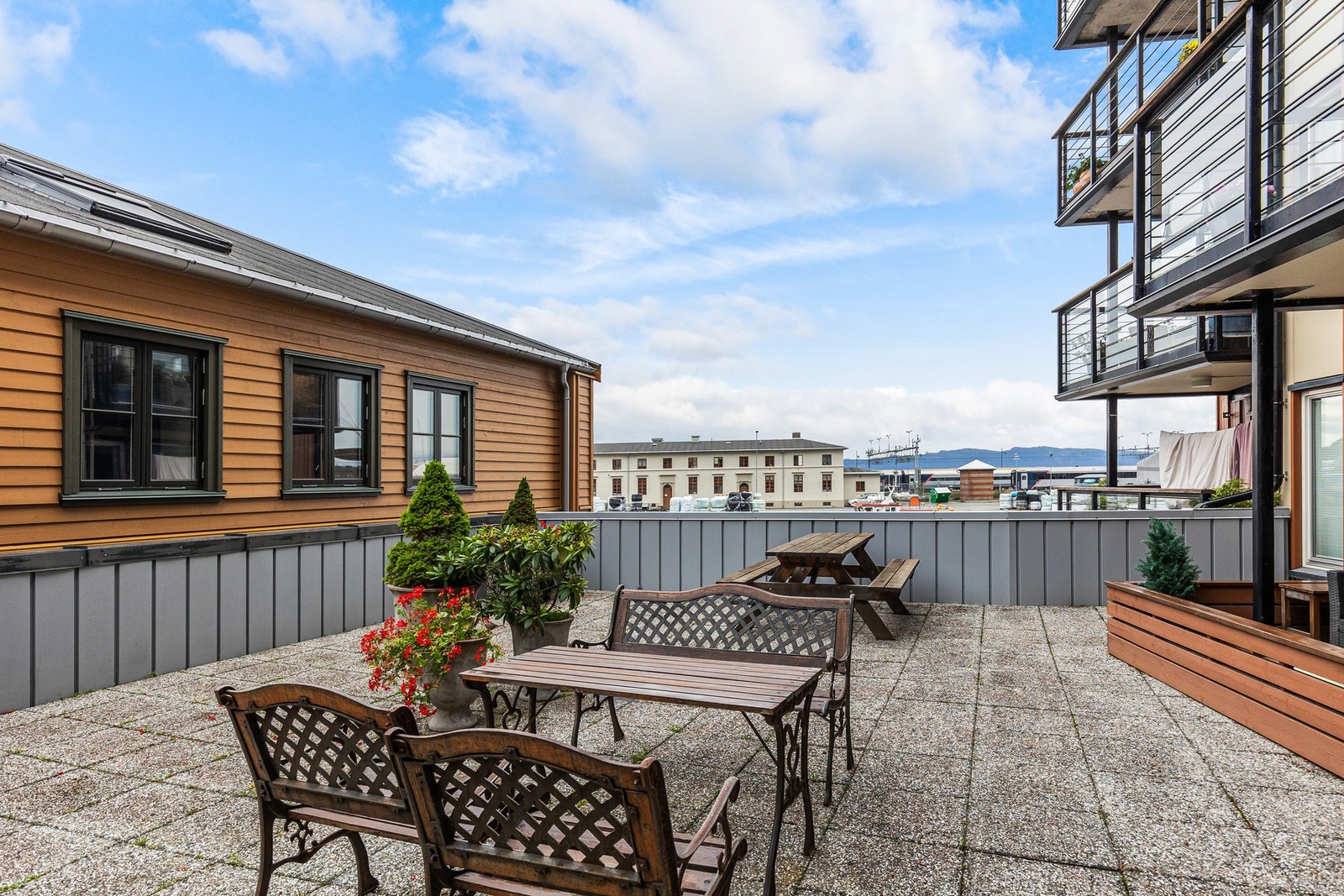 Felles takterrasse. Galleribilde
