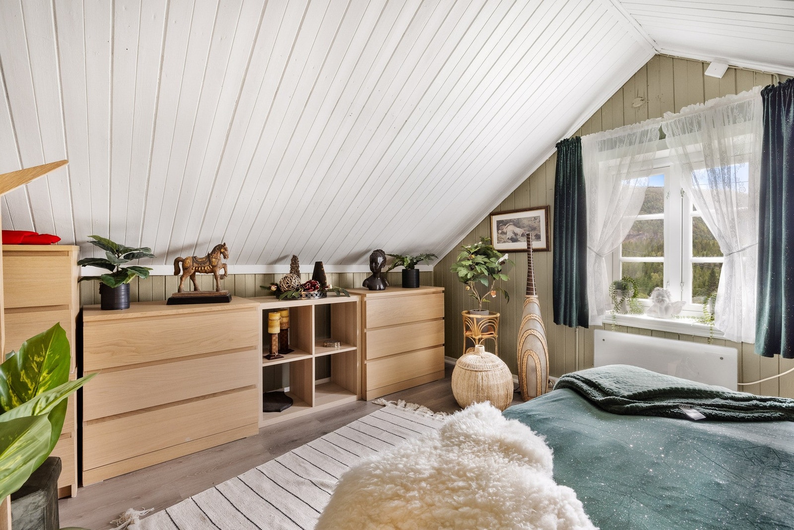 Store og lyse soverom. Galleribilde