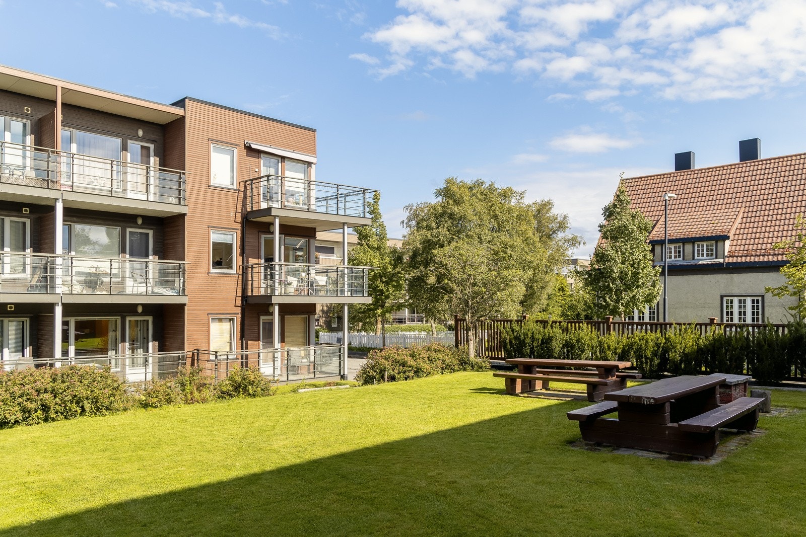 Velfungerende sameie og fint fellesområde. Leiligheten ligger veldig rolig til. Galleribilde