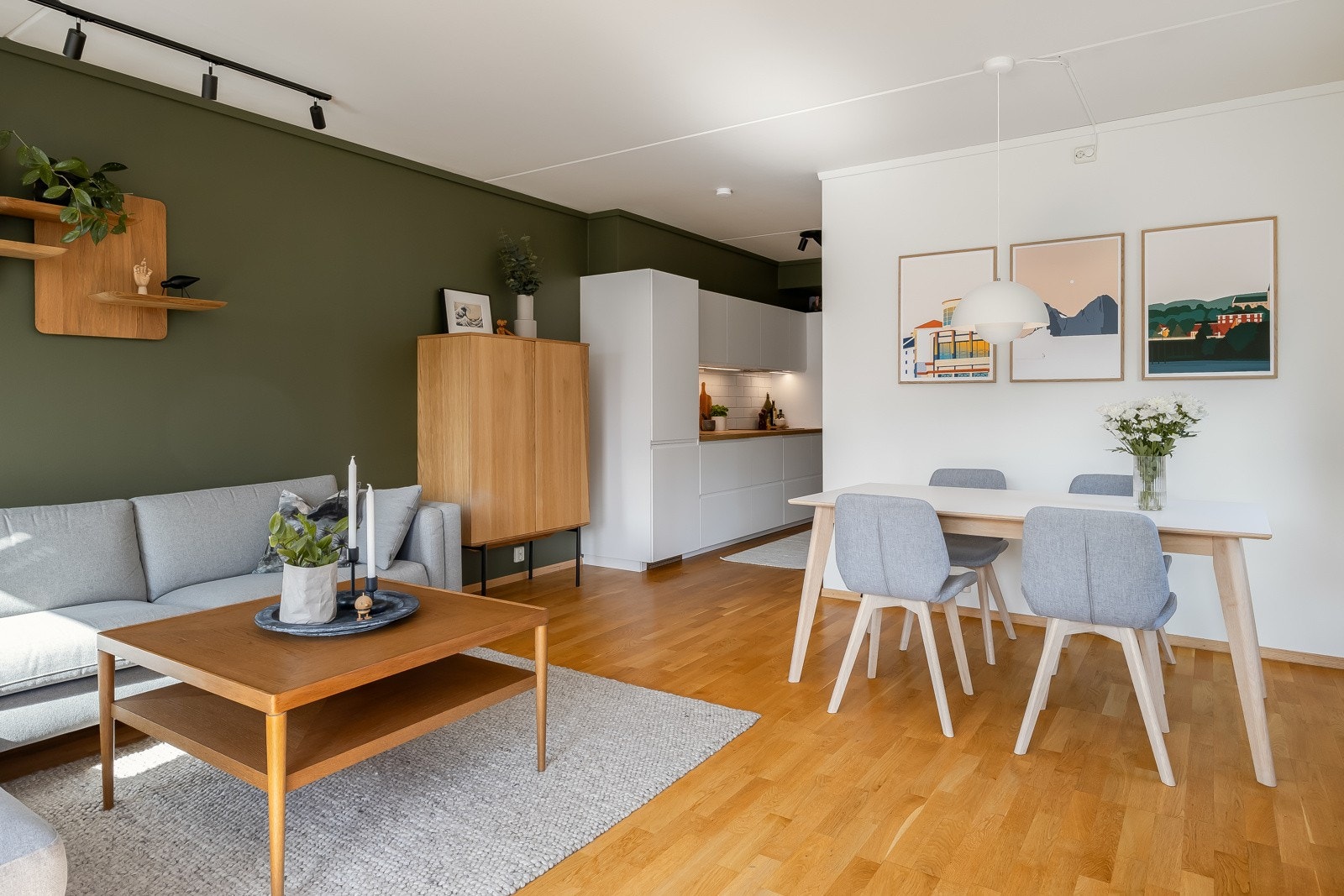 Kontrastvegg som ble malt i 2020 i fargen Organic Green. Galleribilde