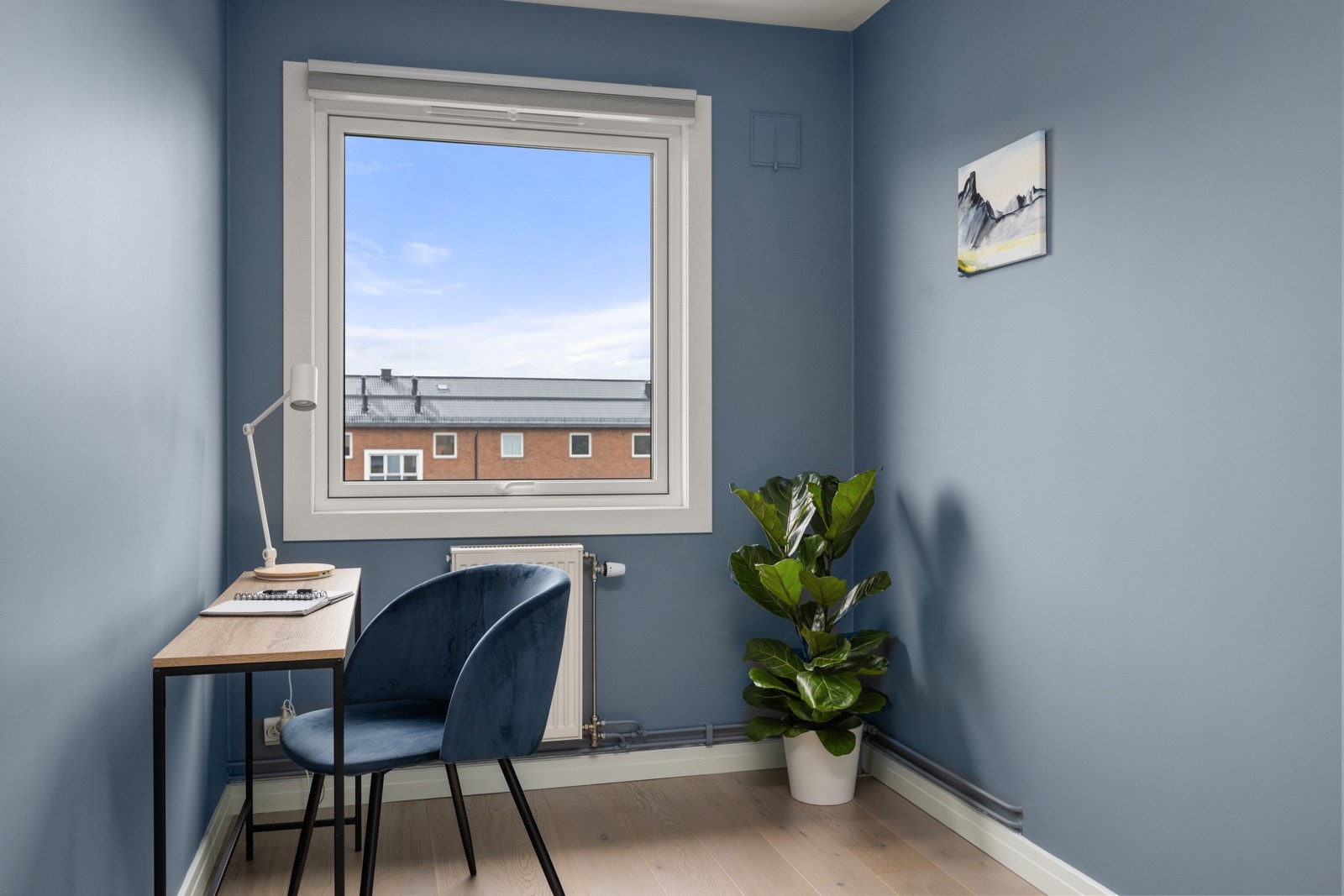 Soverom 3 med plass til seng og garderobe. Galleribilde