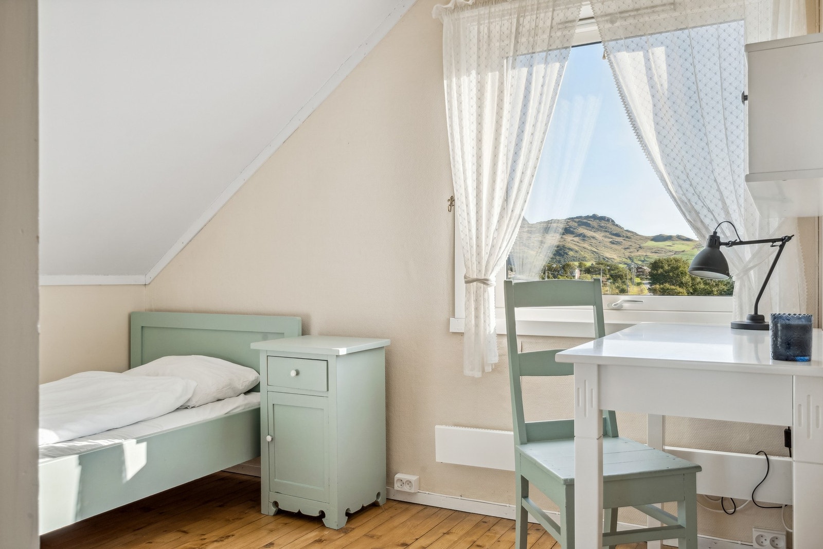 Det tredje soverommet. Kan også fungere utmerket som kontor. Galleribilde