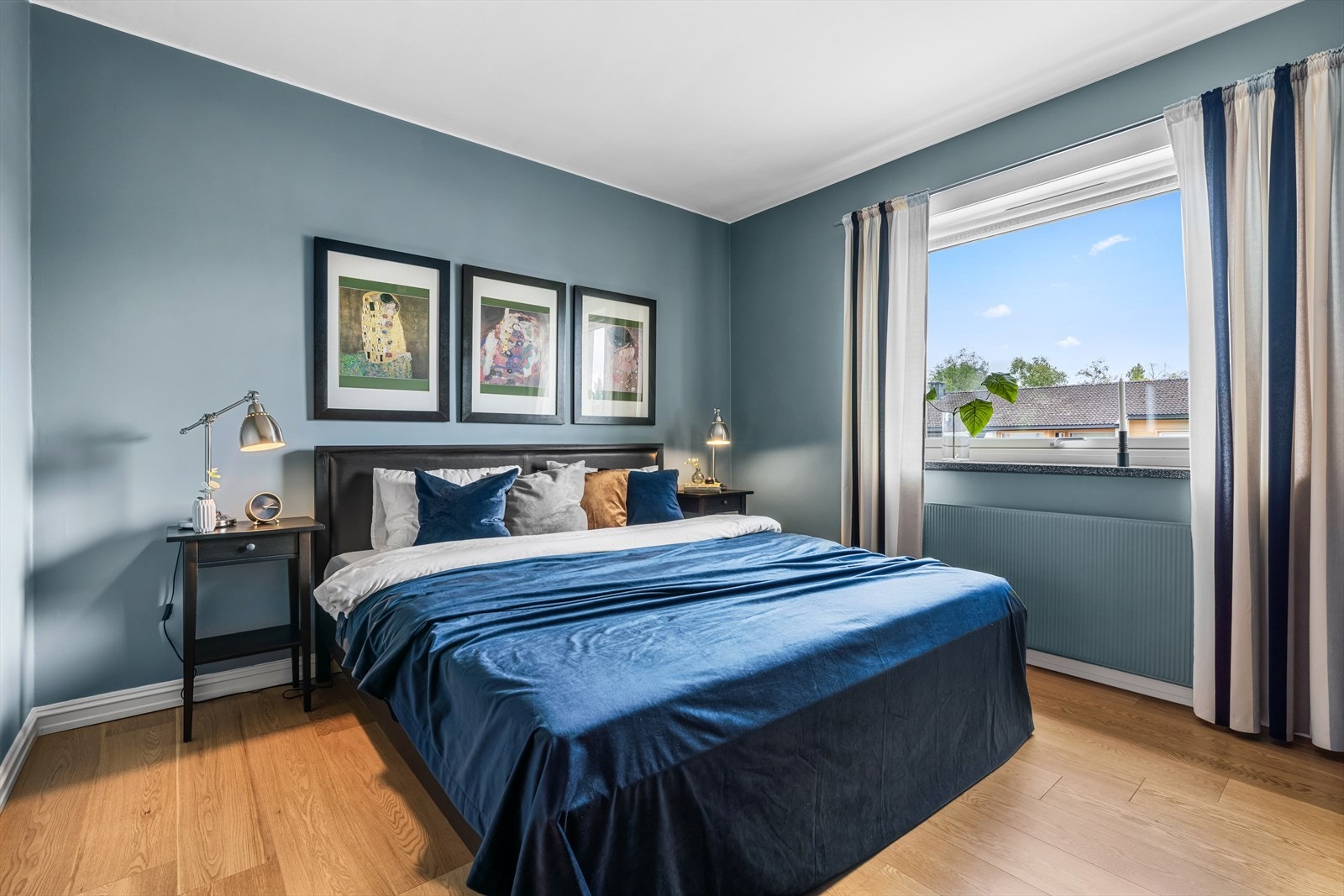 Romslig hovedsoverom. Galleribilde