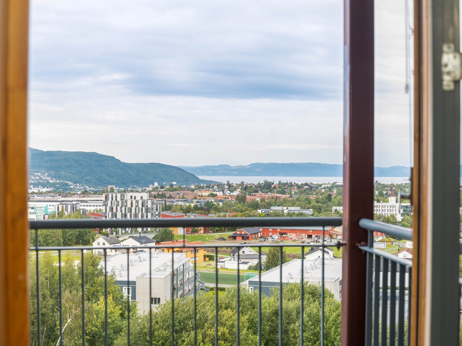 Dette møter deg når du åpner balkongdøren Galleribilde