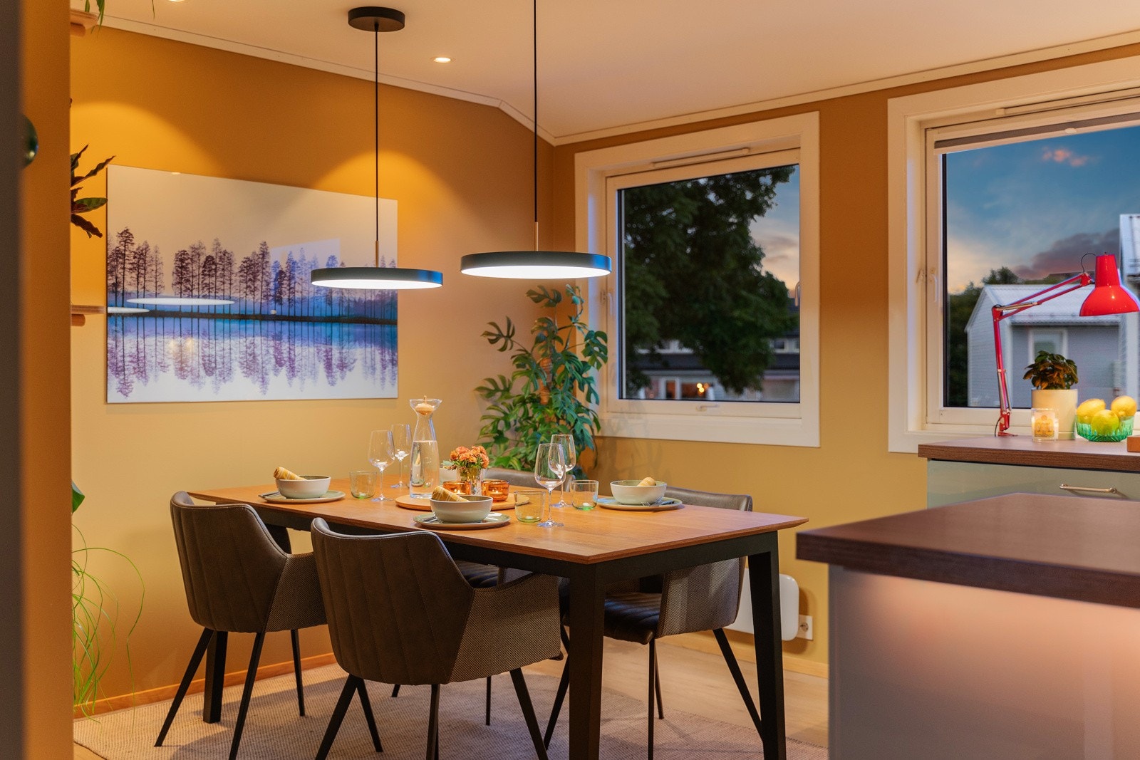 Kveldsbilde | Spisestue Galleribilde
