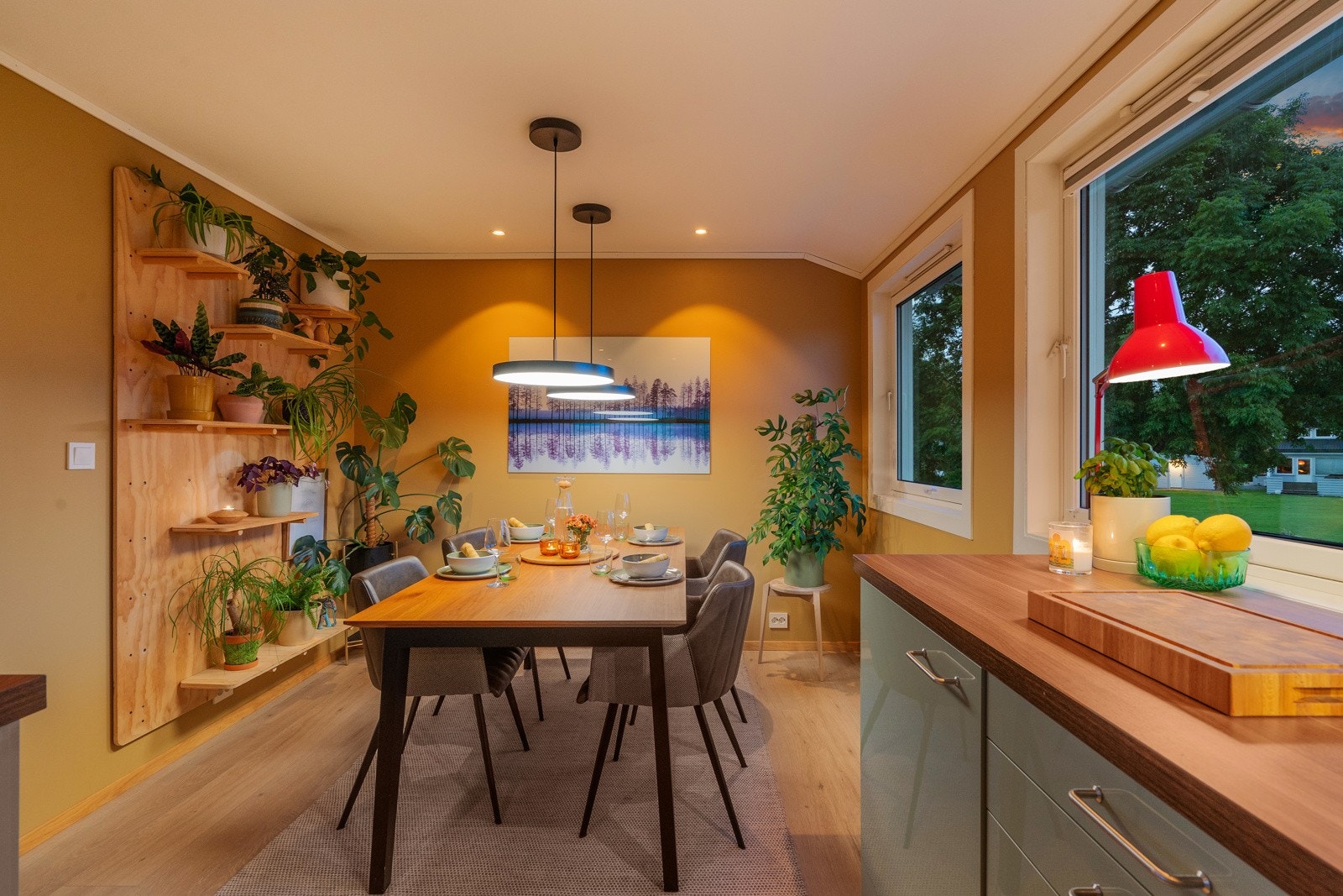 Kveldsbilde | Spisestue Galleribilde