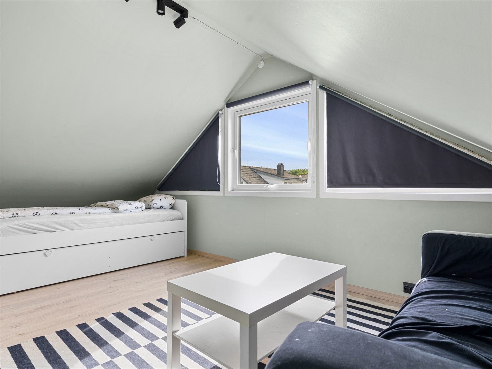 Soverom på loft Galleribilde