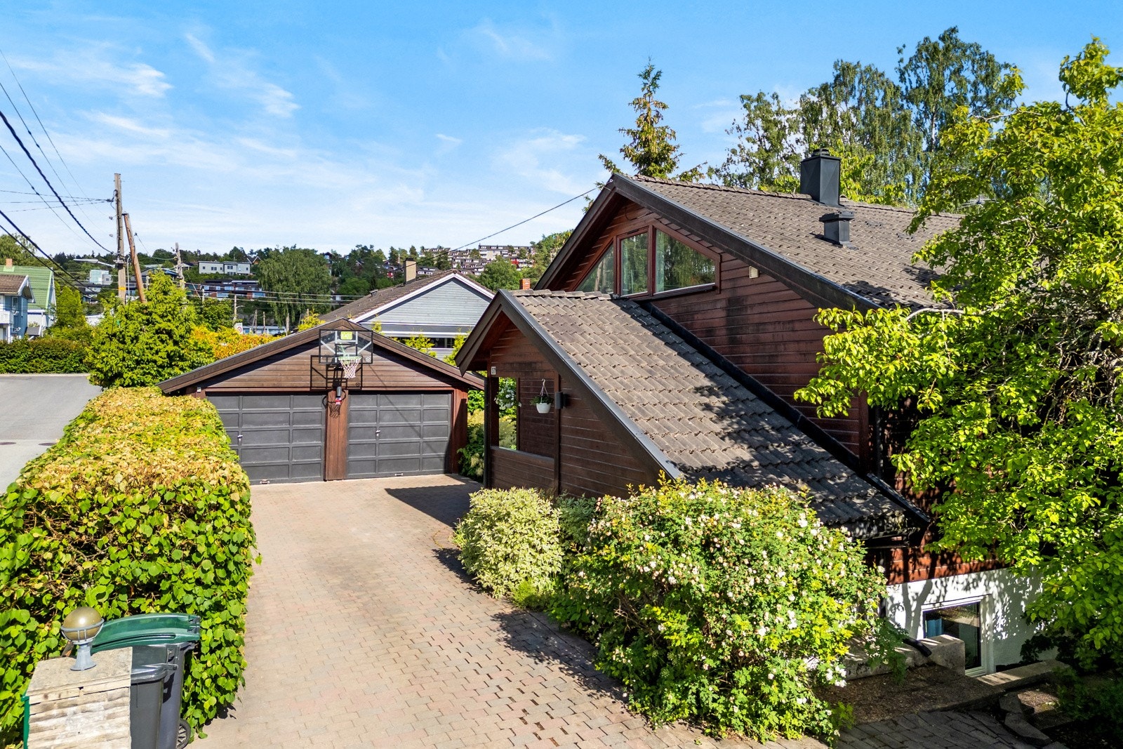 Velkommen til Stordamveien 37B, ta kontakt med Petter Løsåmoen Galleribilde