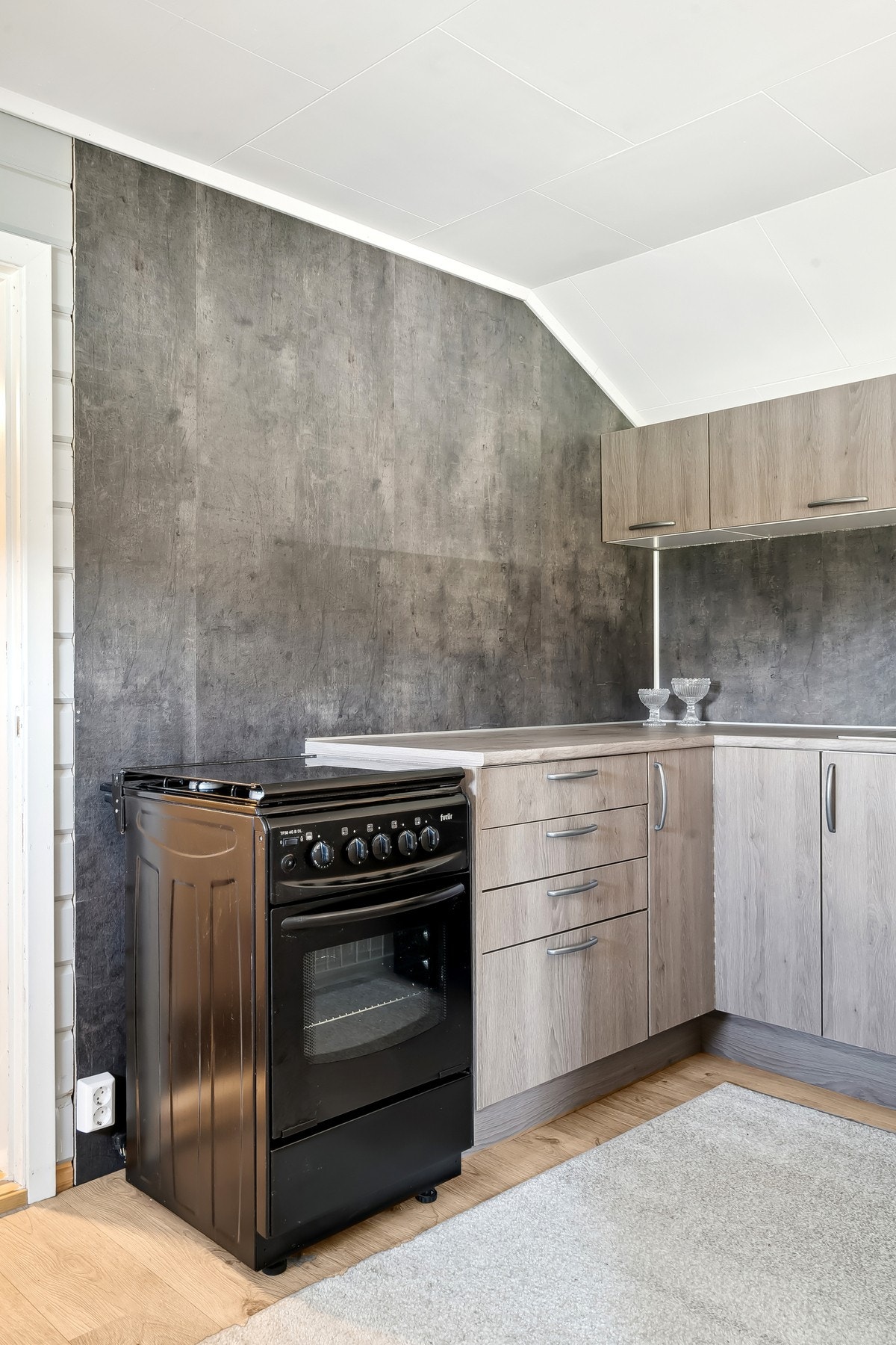 Gassdrevet komfyr og kjøleskap Galleribilde