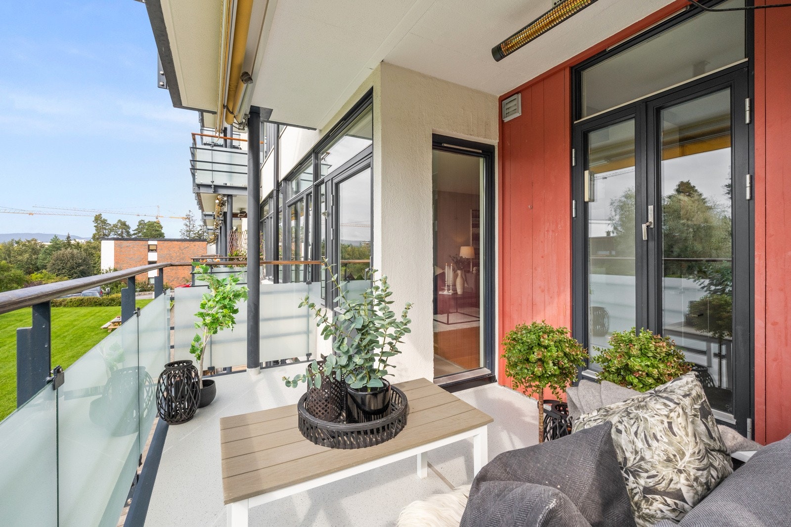 Fra stuen er det adkomst til balkongen Galleribilde