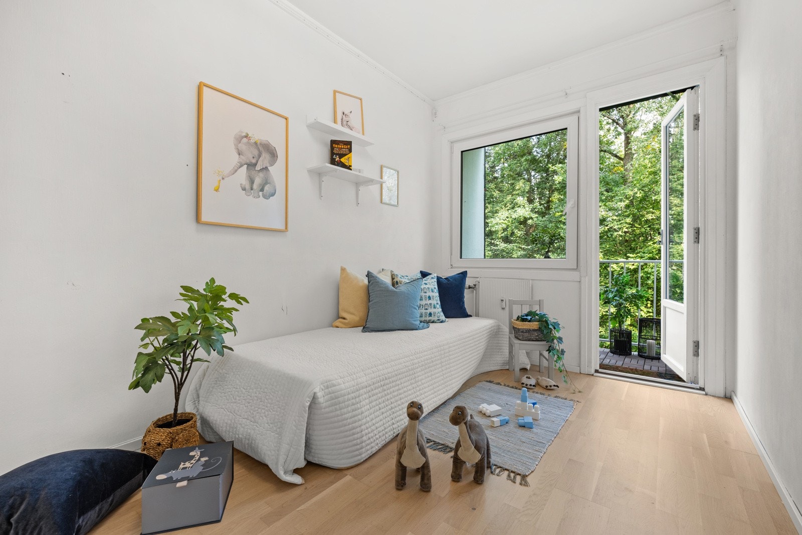 Fra soverom 3 er det utgang til den andre balkongen Galleribilde