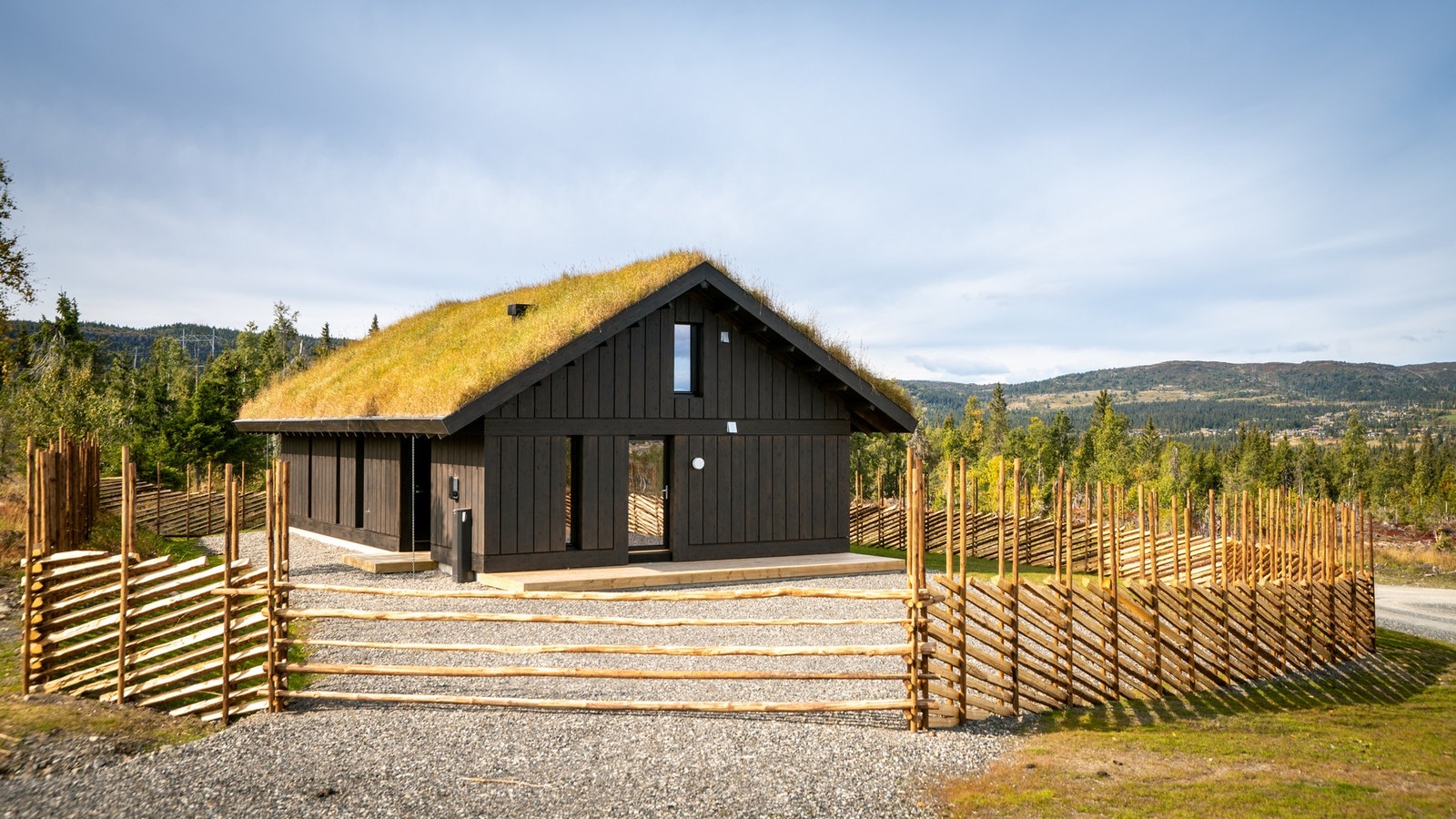 Foto fra en oppsatt hytte i Kjoslia Galleribilde