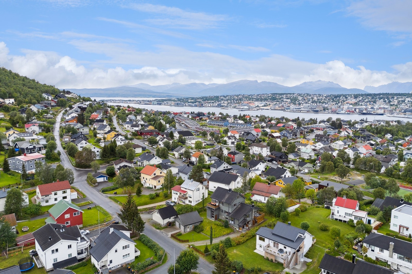 Og nært Tuil arena Galleribilde