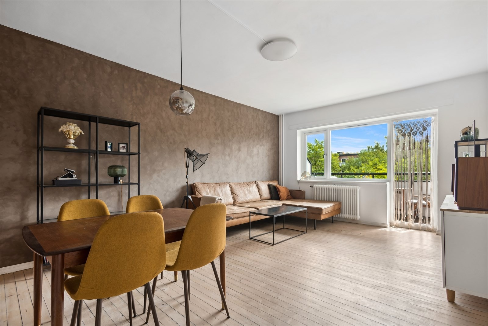 Leiligheten har varmtvann/fyring inkludert i felleskostnadene Galleribilde