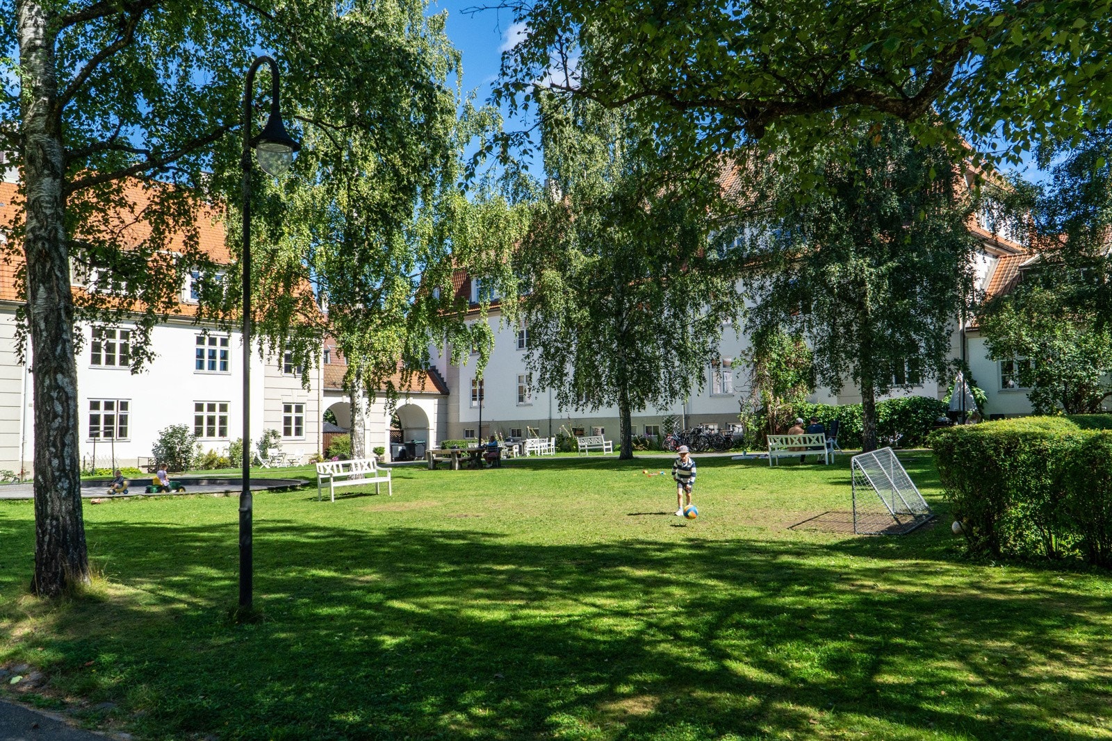 Boligen har en herskapelig bygård beliggende i veletablert nabolag Galleribilde